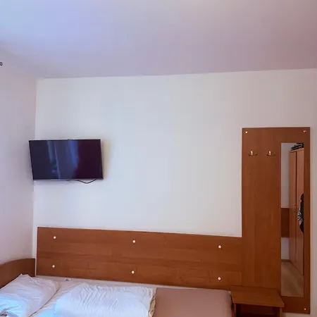 Stara Kuznia Goscinne Hotel