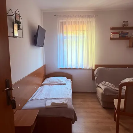 Hotel Stara Kuznia Goscinne *